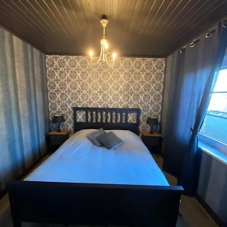 Le Cap' Des Loups Guest house *